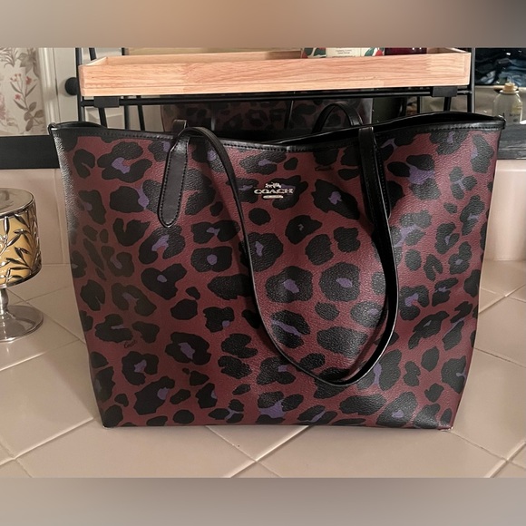 Coach Handbags - Coach city tote Leopard-Print Tote